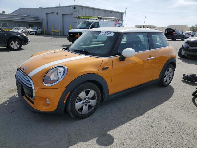 2014 MINI COOPER, 