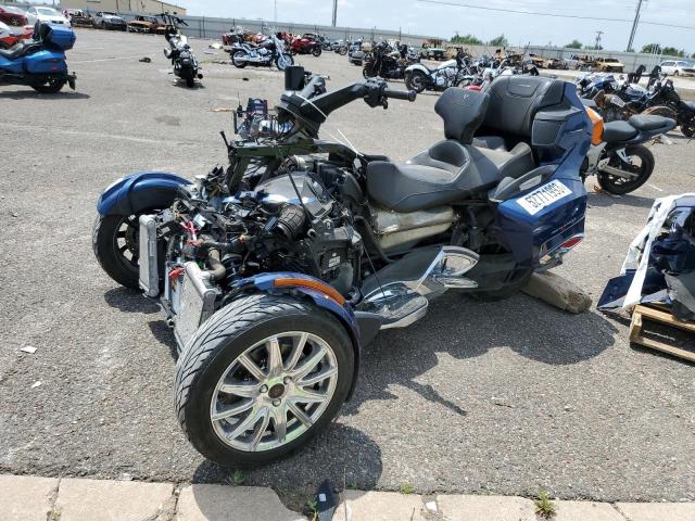 2BXNBDD2XGV002526 - 2016 CAN-AM SPYDER ROA RT BLUE photo 2