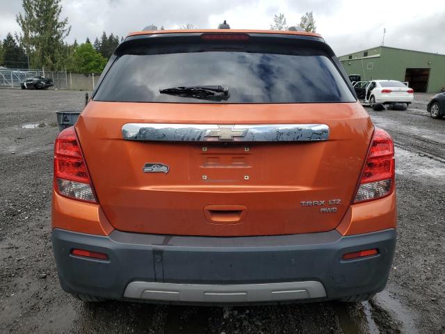 KL7CJTSB8FB079163 - 2015 CHEVROLET TRAX LTZ ORANGE photo 6