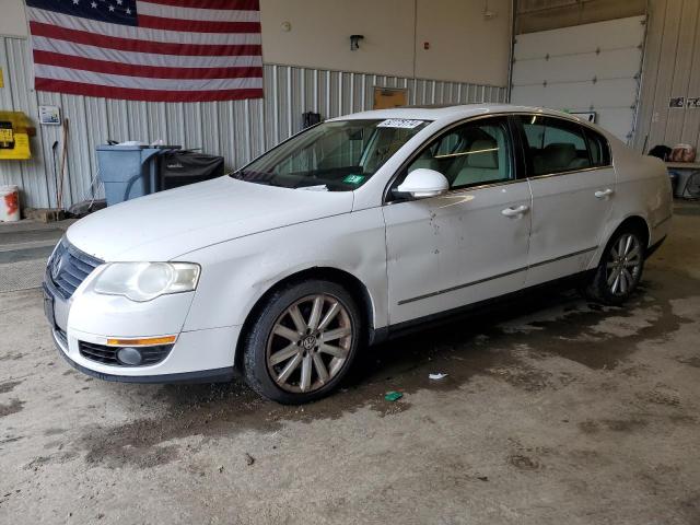 2010 VOLKSWAGEN PASSAT KOMFORT, 