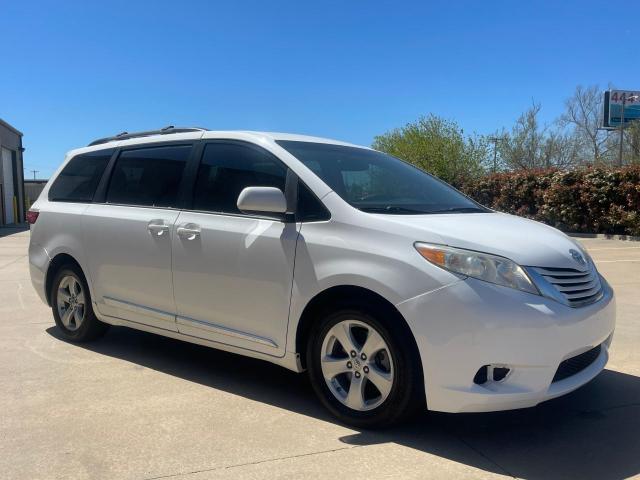 2015 TOYOTA SIENNA LE, 