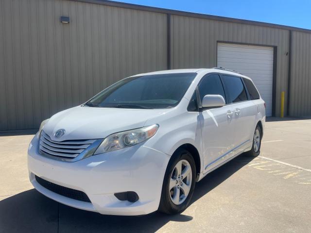 5TDKK3DC3FS547083 - 2015 TOYOTA SIENNA LE 白色 照片 2