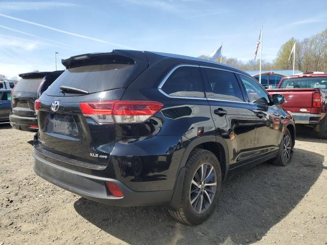 5TDJZRFH7JS536096 - 2018 TOYOTA HIGHLANDER SE BLACK photo 3