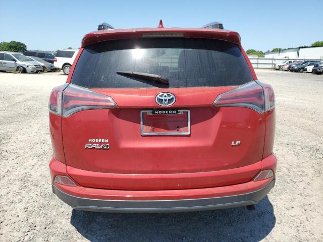 JTMZFREV9HJ121209 - 2017 TOYOTA RAV4 LE RED photo 6