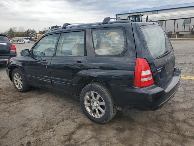 JF1SG65665H704013 - 2005 SUBARU FORESTER 2.5XS Черный фото 2