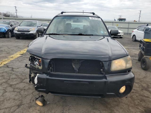JF1SG65665H704013 - 2005 SUBARU FORESTER 2.5XS Черный фото 5