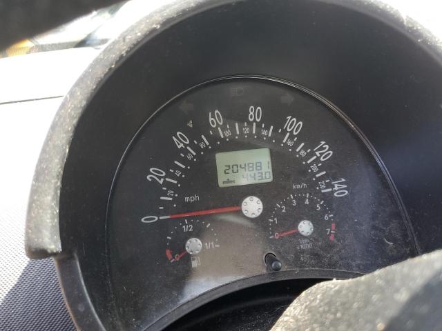 3VWBK21C31M448669 - 2001 VOLKSWAGEN NEW BEETLE GL 蓝色 照片 9