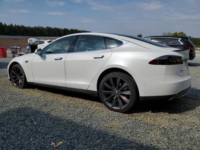 5YJSA1E43FF102541 - 2015 TESLA MODEL S WHITE photo 2