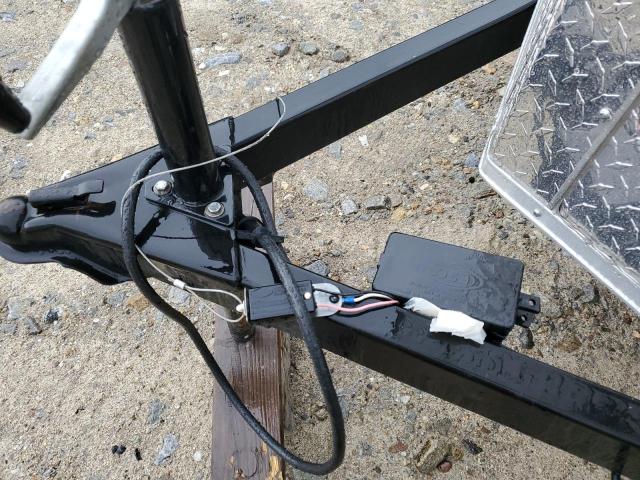 53FBE162XNF075219 - 2022 UTILITY TRAILER შავი ფოტო 7