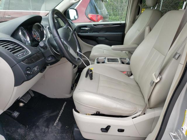 2C4RC1CG2CR267390 - 2012 CHRYSLER TOWN & COU TOURING L SILVER photo 7