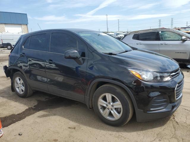 3GNCJKSB9KL265212 - 2019 CHEVROLET TRAX LS BLACK photo 4