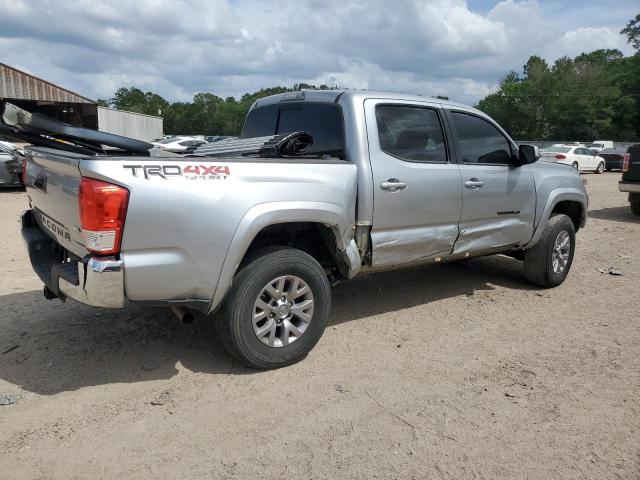 3TMCZ5AN1KM192751 - 2019 TOYOTA TACOMA DOUBLE CAB SILVER photo 3