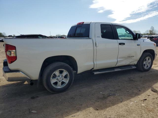 5TFUW5F14EX398857 - 2014 TOYOTA TUNDRA DOUBLE CAB SR/SR5 WHITE photo 3