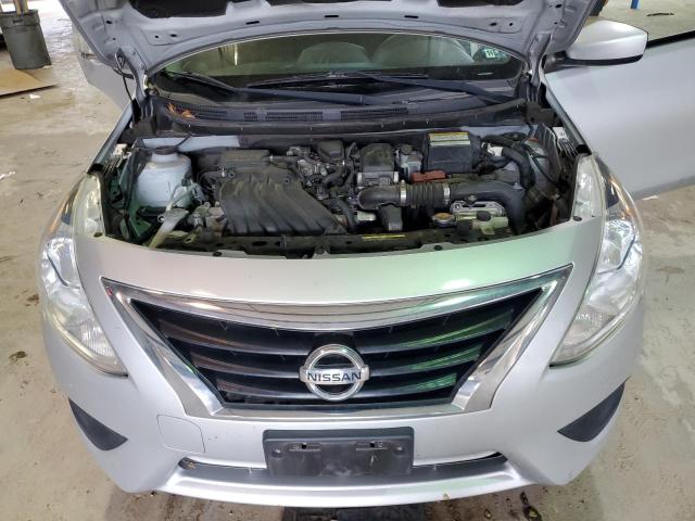 3N1CN7AP3GL848733 - 2016 NISSAN VERSA S SILVER photo 11