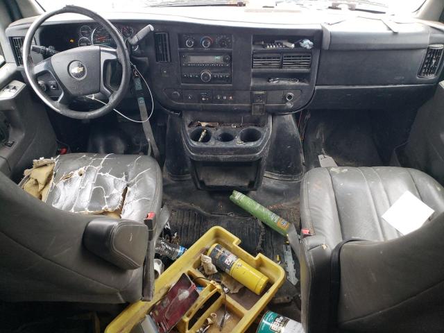 1GCWGFFF5F1119119 - 2015 CHEVROLET EXPRESS G2 WHITE photo 8