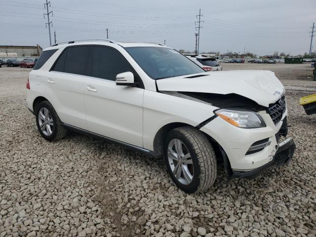 4JGDA5HB2EA274184 - 2014 MERCEDES-BENZ ML 350 4MATIC WHITE photo 4