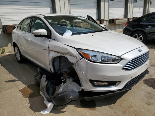 1FADP3J24GL378142 - 2016 FORD FOCUS TITANIUM WHITE photo 4