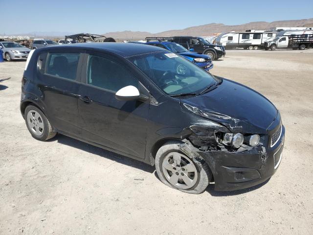 1G1JA6SH7D4122417 - 2013 CHEVROLET SONIC LS BLACK photo 4