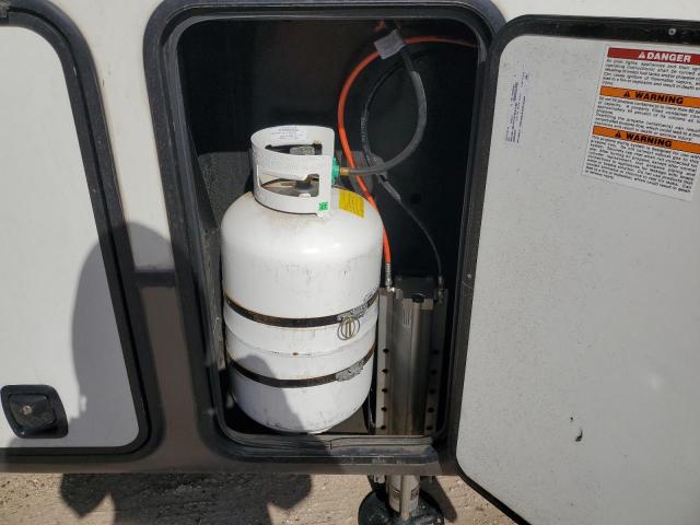 4YDF31225L4702668 - 2020 KEYSTONE MONTANA WHITE photo 5