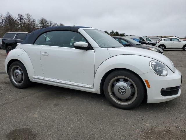 3VW517ATXGM811121 - 2016 VOLKSWAGEN BEETLE S/SE WHITE photo 4