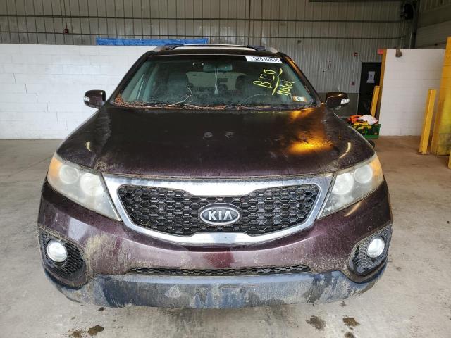 5XYKTCA6XCG227943 - 2012 KIA SORENTO BASE RED photo 5