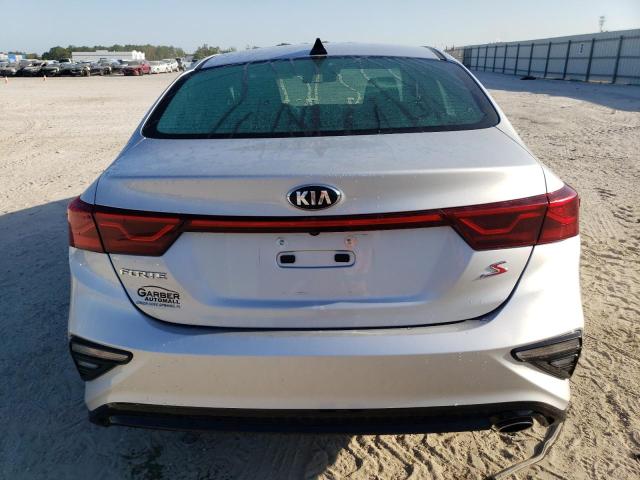 3KPF34AD8KE116065 - 2019 KIA FORTE GT LINE SILVER photo 6