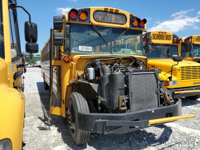 4UZAAXCS16CW08457 - 2006 FREIGHTLINER CHASSIS FS65 YELLOW photo 1