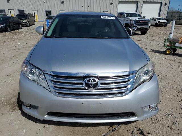 4T1BK3DB5BU396823 - 2011 TOYOTA AVALON BASE 银色 照片 5