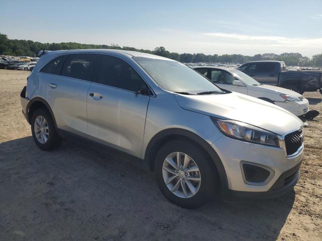 5XYPG4A38HG231552 - 2017 KIA SORENTO LX SILVER photo 4