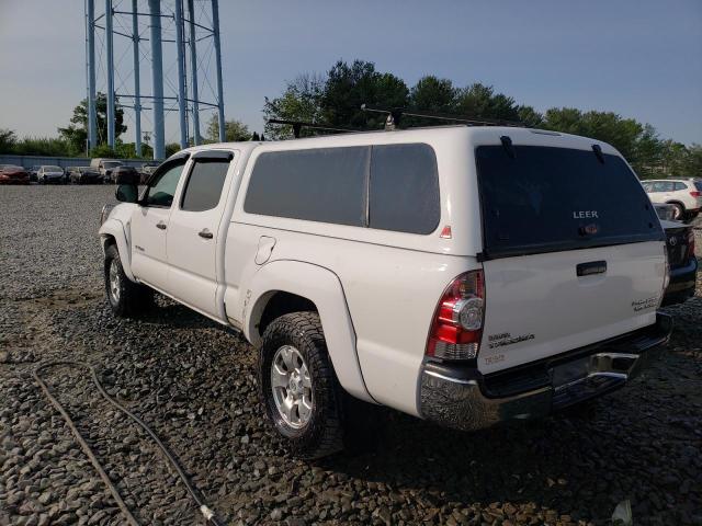 3TMKU4HN1AM025377 - 2010 TOYOTA TACOMA DOUBLE CAB PRERUNNER LONG BED WHITE photo 2