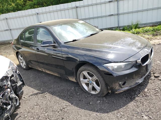 WBA3C3C56DF982470 - 2013 BMW 320 I XDRIVE BLACK photo 4