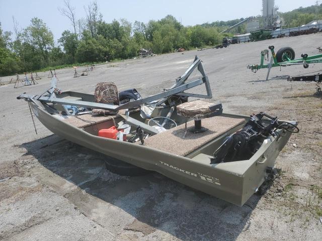 BUJ17778B414 - 2014 TRAC BOAT GREEN photo 3