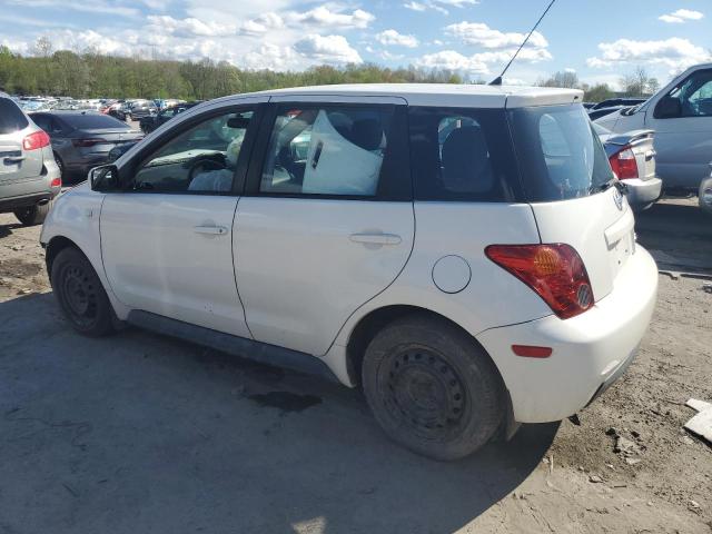 JTKKT624X40061745 - 2004 TOYOTA SCION XA WHITE photo 2