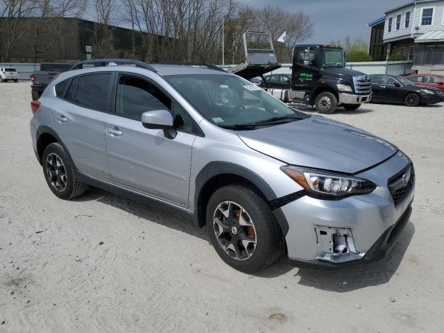 JF2GTADC4J8338747 - 2018 SUBARU CROSSTREK PREMIUM SILVER photo 4