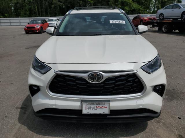 5TDHZRAH2MS059779 - 2021 TOYOTA HIGHLANDER XLE WHITE photo 5