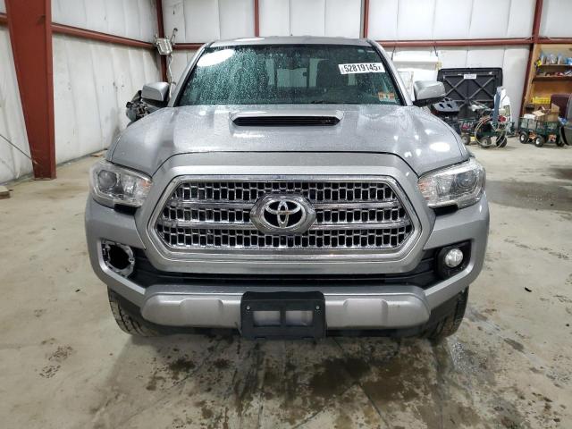 5TFSZ5AN3HX050447 - 2017 TOYOTA TACOMA ACCESS CAB SILVER photo 5