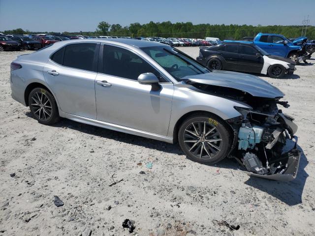 4T1G11AK4RU886004 - 2024 TOYOTA CAMRY SE NIGHT SHADE SILVER photo 4