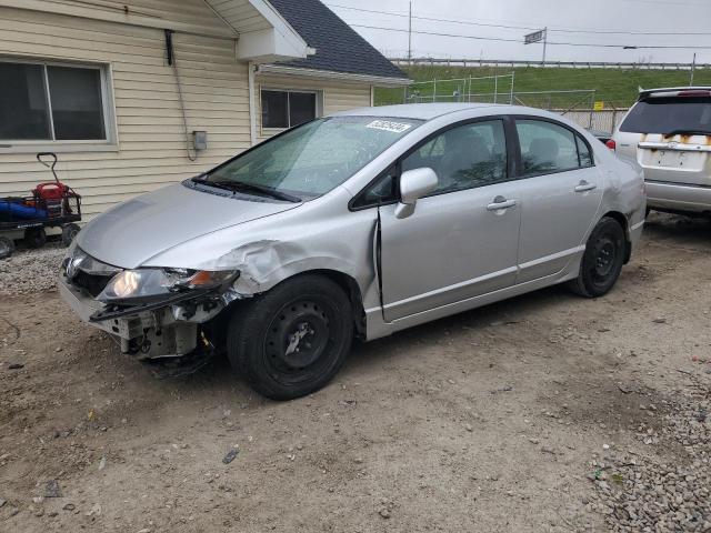 19XFA16539E047835 - 2009 HONDA CIVIC LX SILVER photo 1