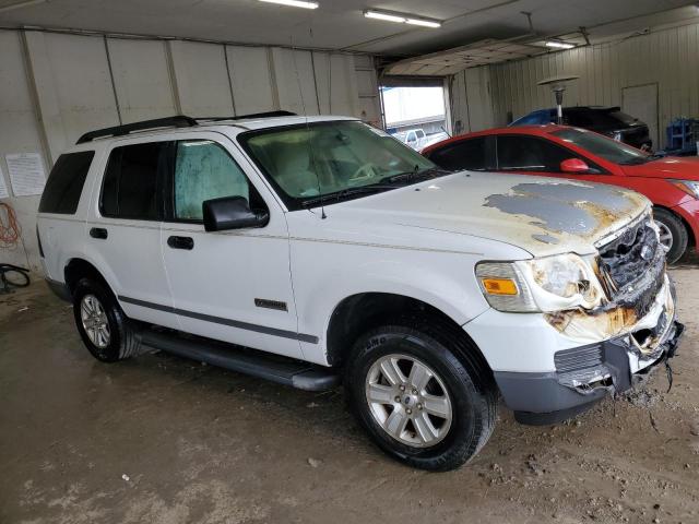 1FMEU62E36ZA22760 - 2006 FORD EXPLORER XLS WHITE photo 4