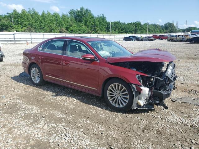 1VWBT7A39HC039923 - 2017 VOLKSWAGEN PASSAT SE RED photo 4