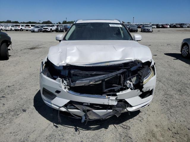 LYV102RK7JB069499 - 2018 VOLVO XC60 T5 WHITE photo 5