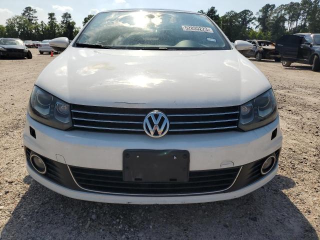 WVWFW7AH8CV011678 - 2012 VOLKSWAGEN EOS LUX 白色 照片 5