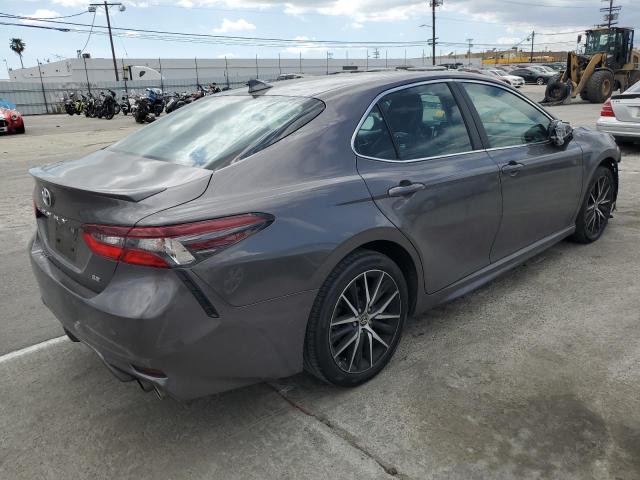4T1G11AK6PU805467 - 2023 TOYOTA CAMRY SE NIGHT SHADE GRAY photo 3