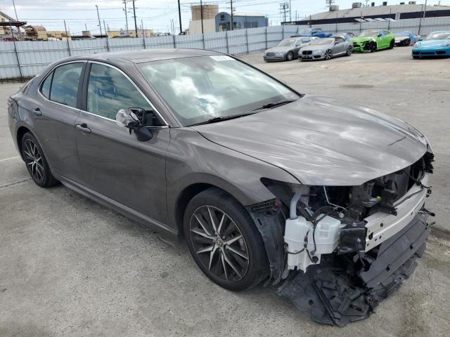 4T1G11AK6PU805467 - 2023 TOYOTA CAMRY SE NIGHT SHADE GRAY photo 4