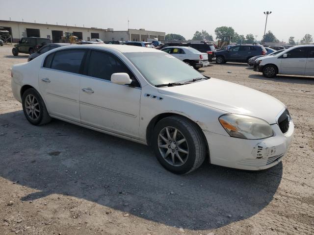 1G4HD57288U135643 - 2008 BUICK LUCERNE CXL WHITE photo 4