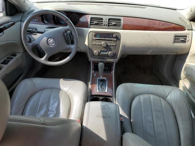 1G4HD57288U135643 - 2008 BUICK LUCERNE CXL WHITE photo 8