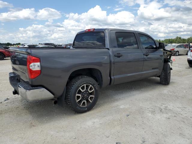 5TFDY5F18JX735048 - 2016 TOYOTA TUNDRA CREWMAX SR5 GRAY photo 3