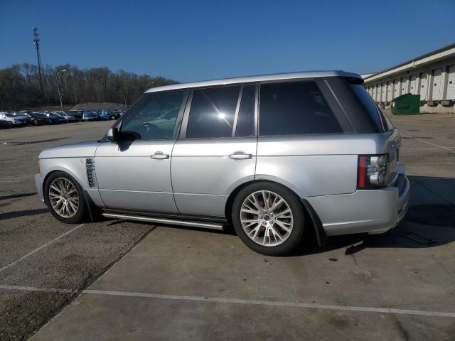 SALMP1E43CA385401 - 2012 LAND ROVER RANGE ROVER AUTOBIOGRAPHY SILVER photo 2