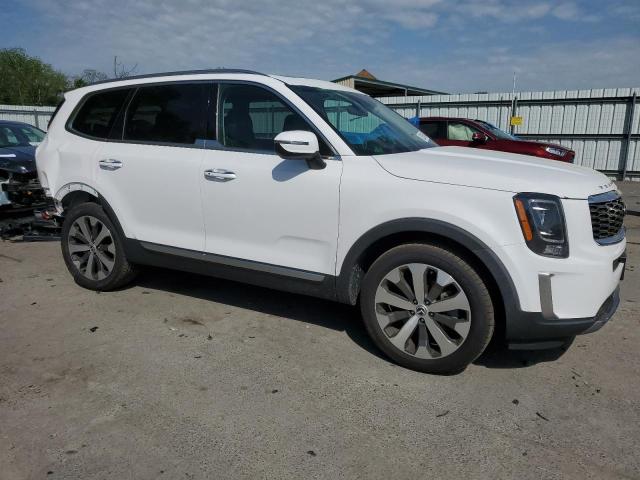 5XYP6DHC8MG125072 - 2021 KIA TELLURIDE S WHITE photo 4