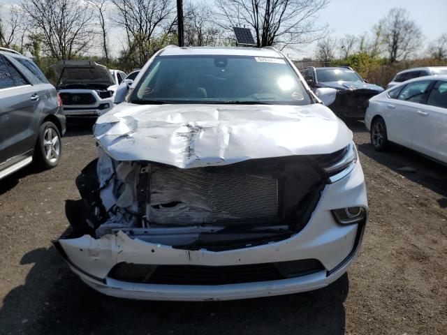 5GAEVCKW9PJ152133 - 2023 BUICK ENCLAVE AVENIR WHITE photo 5